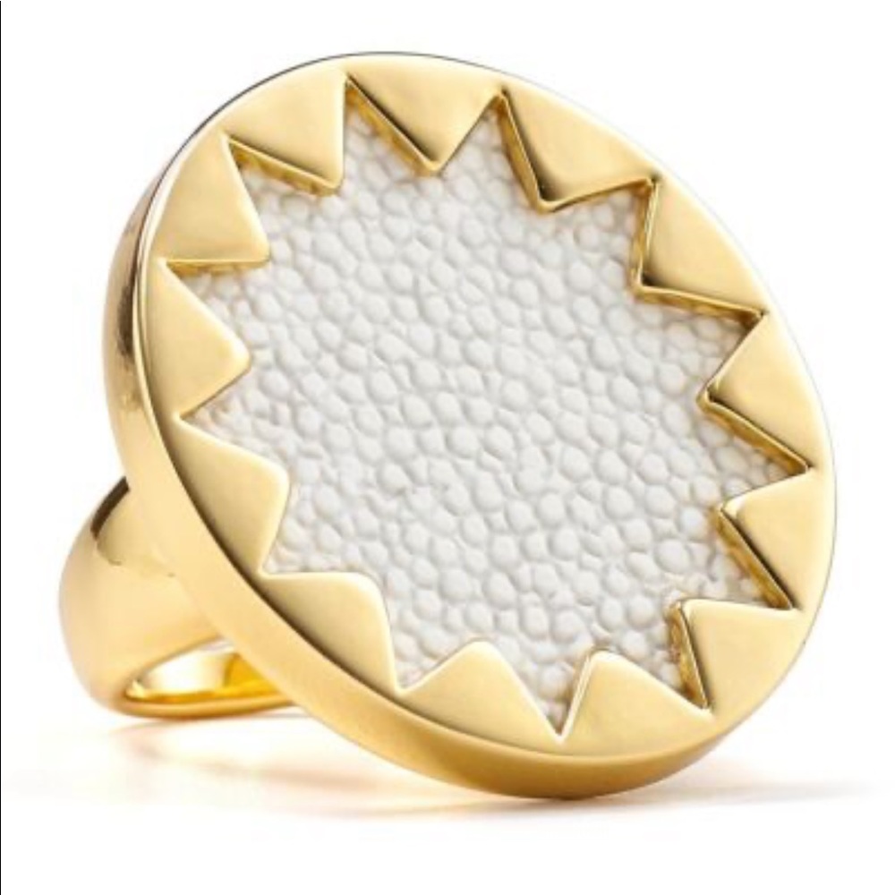 House of Harlow 1960 - Sunburst Ring - White textured leather - Size 7
